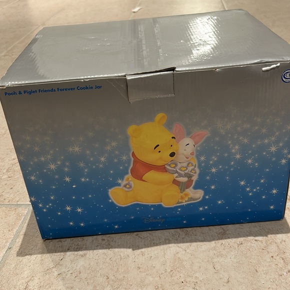 Pooh & Piglet Friends Forever Cookie Jar - Picture 4 of 6